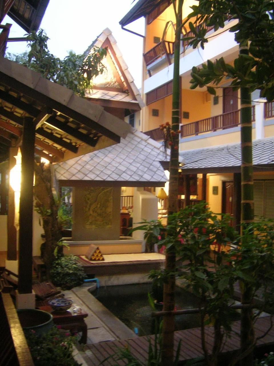 Tadkham Village, Chiang Mai Extérieur photo